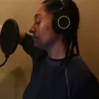 Studio Mic (R) voice changer