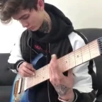 Bass Guitar Distortion voice changer