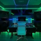 Studio Mic | R&B, Rap, etc voice changer